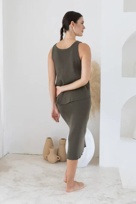 Olive Basics Sarah Reversible Button Tank - Image 3