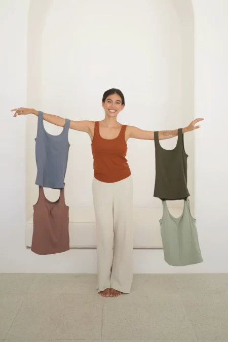 Olive Basics Esther Easy Latch Tank - Image 10