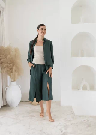 Olive Basics Delilah Expandable TENCEL™ Culottes