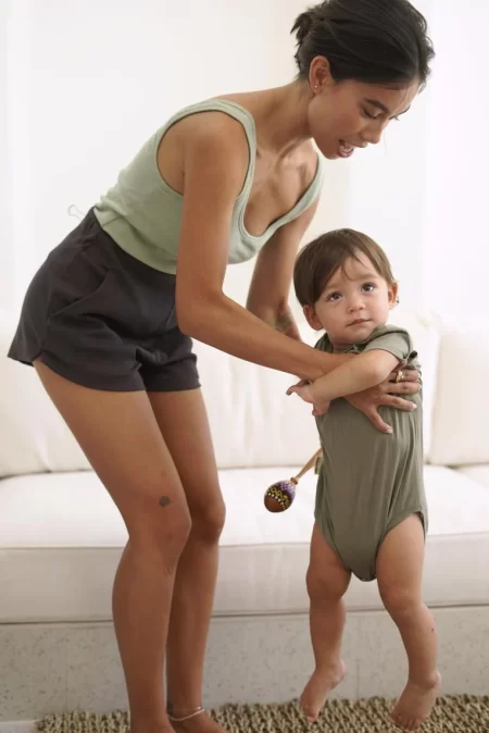 Olive Basics Rebecca Expandable Pocket Shorts - Image 6