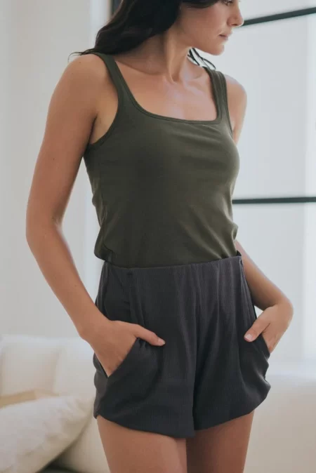Olive Basics Rebecca Expandable Pocket Shorts - Image 3