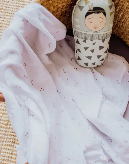 Malabar Baby Organic Swaddle in Star & Moon - Image 4